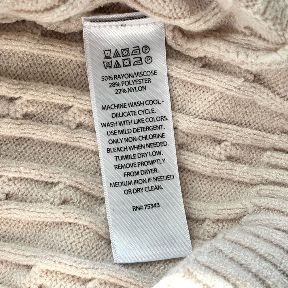 NWT V-Neck Sweater - Happily Grey - Picture 8 of 8